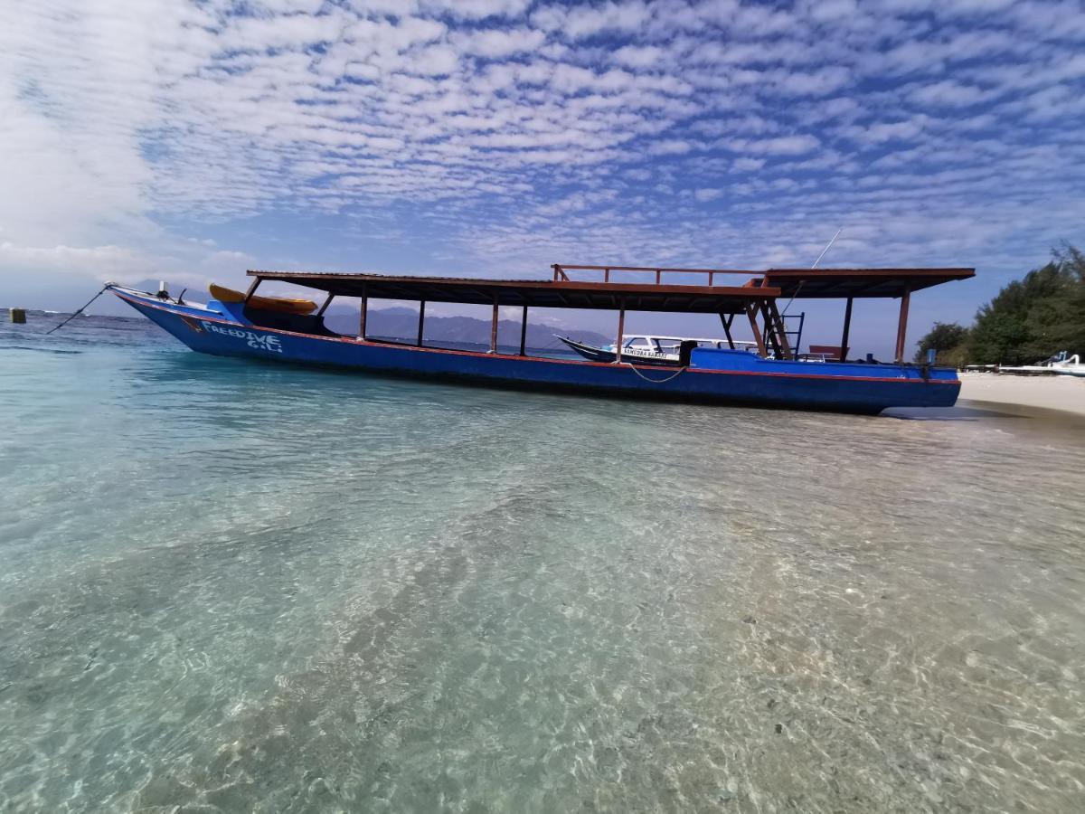 The Mally Homestay Gili Trawangan Exterior foto
