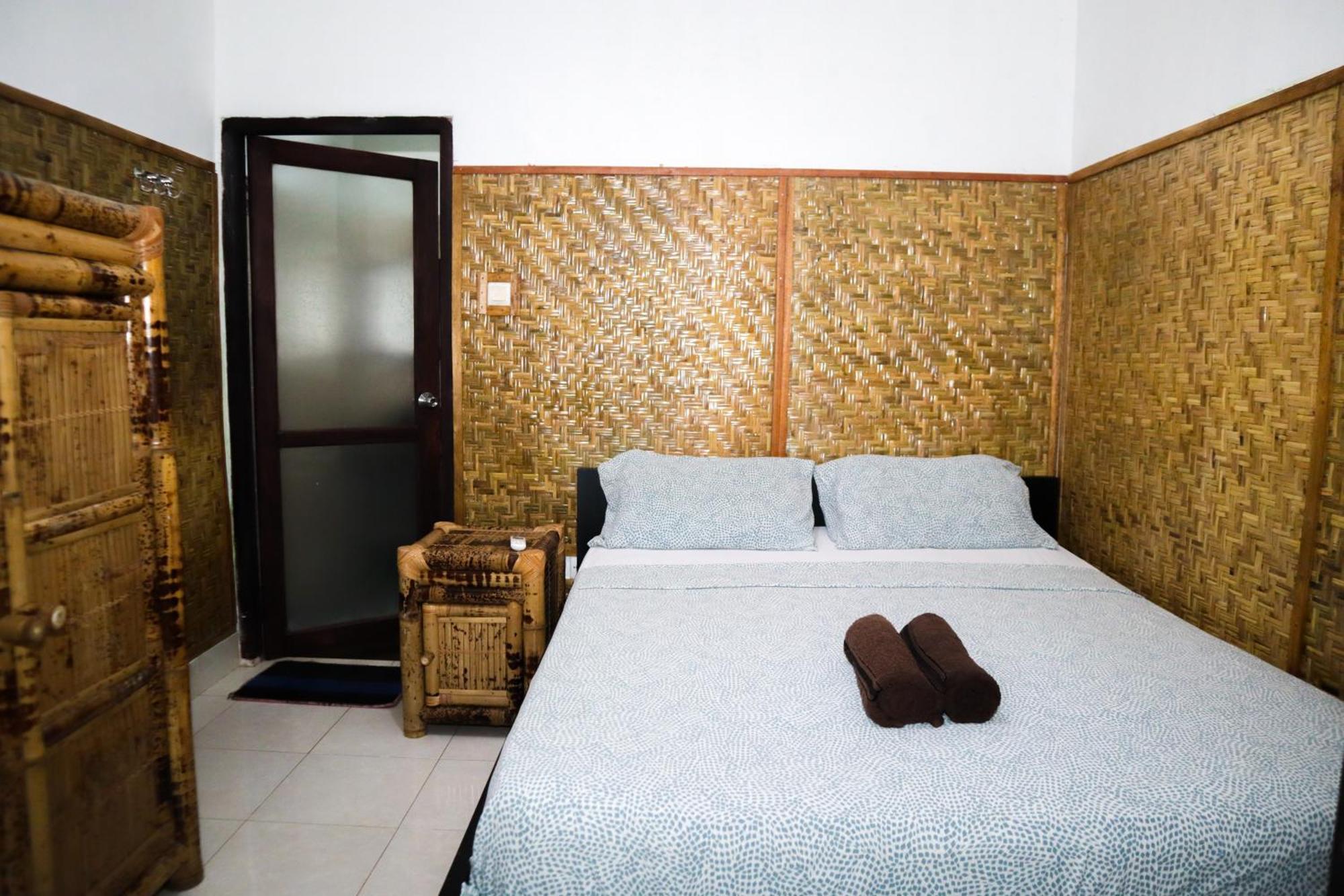 The Mally Homestay Gili Trawangan Exterior foto
