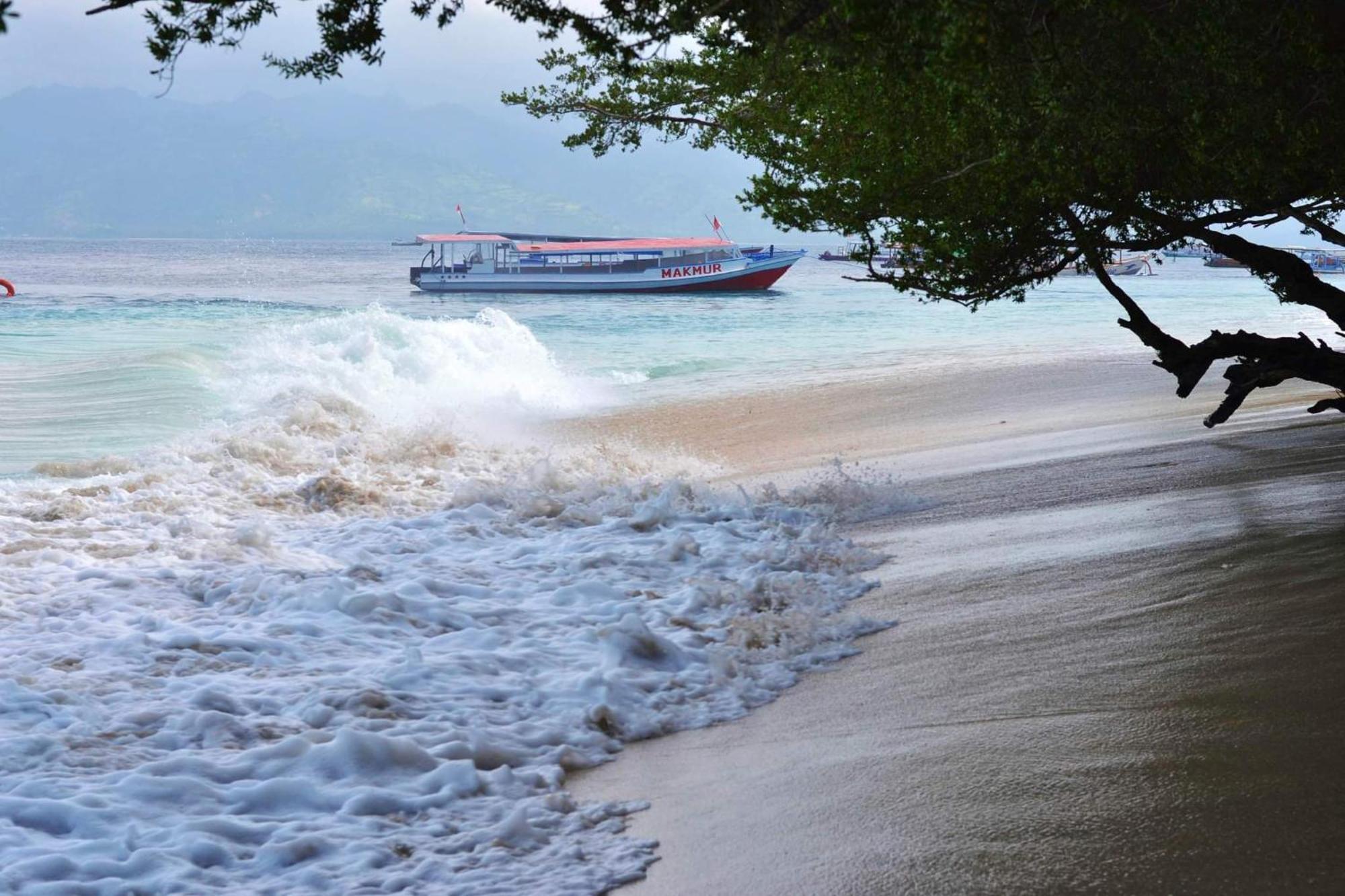 The Mally Homestay Gili Trawangan Exterior foto