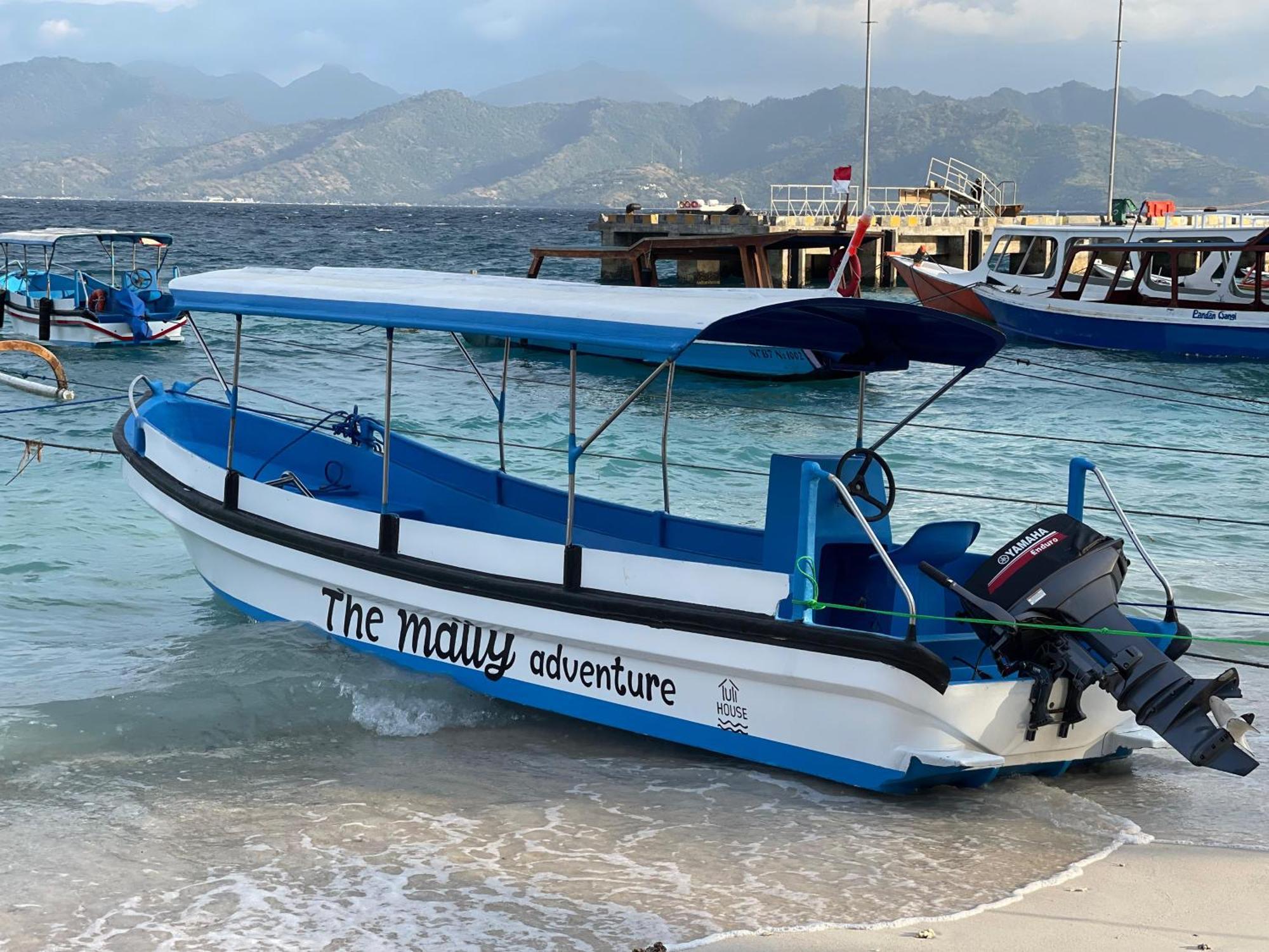 The Mally Homestay Gili Trawangan Exterior foto
