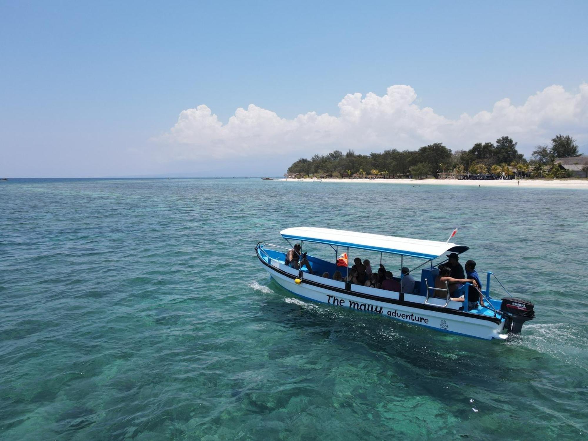 The Mally Homestay Gili Trawangan Exterior foto